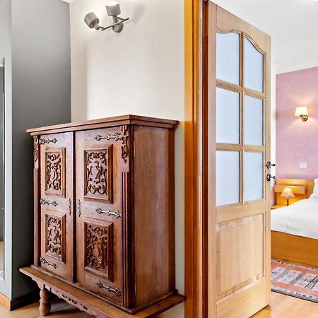 125 Sqm Family Friendly With Kids Room Bukarest Kültér fotó