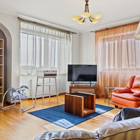 125 Sqm Family Friendly With Kids Room Bukarest Kültér fotó