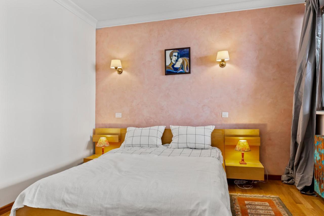 125 Sqm Family Friendly With Kids Room Bukarest Kültér fotó