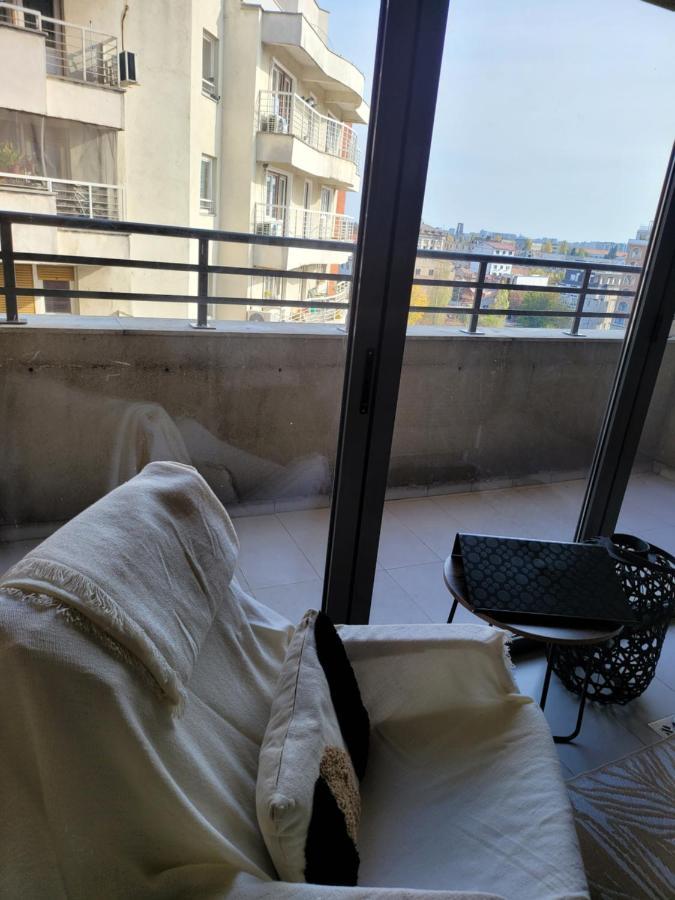 125 Sqm Family Friendly With Kids Room Bukarest Kültér fotó
