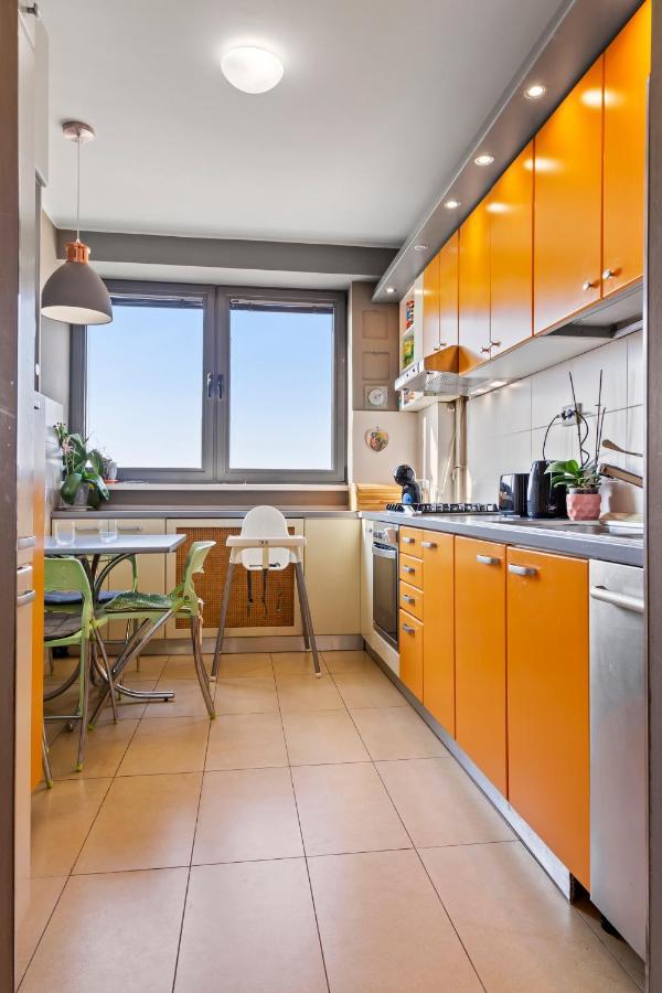 125 Sqm Family Friendly With Kids Room Bukarest Kültér fotó