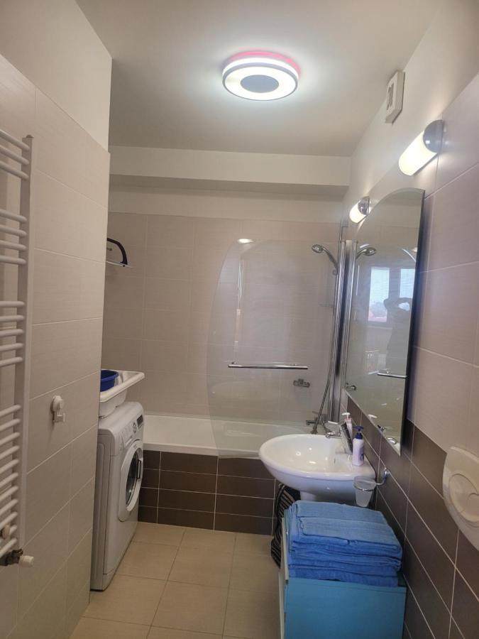 125 Sqm Family Friendly With Kids Room Bukarest Kültér fotó